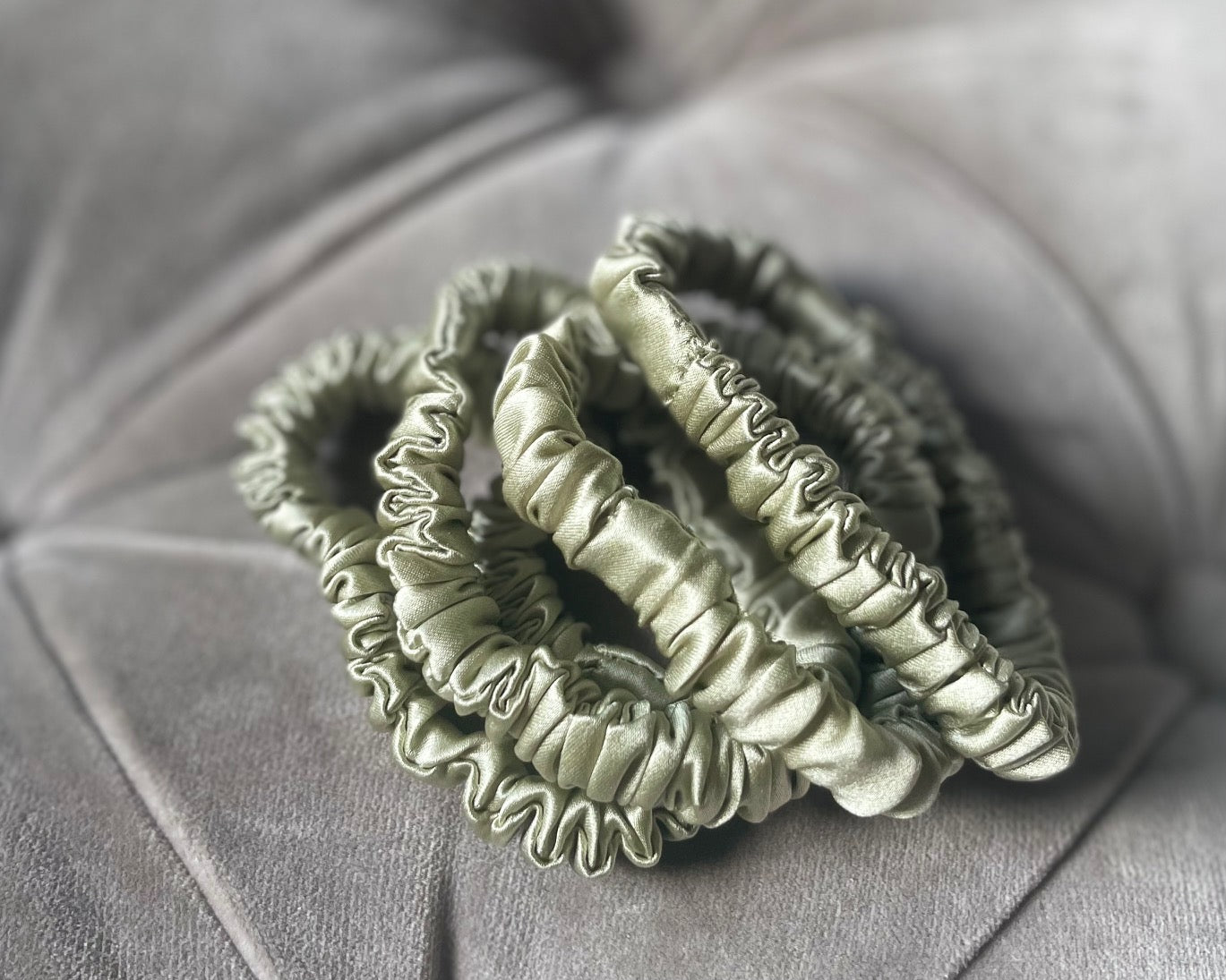 The benefits of using a silk scrunchie for your hair