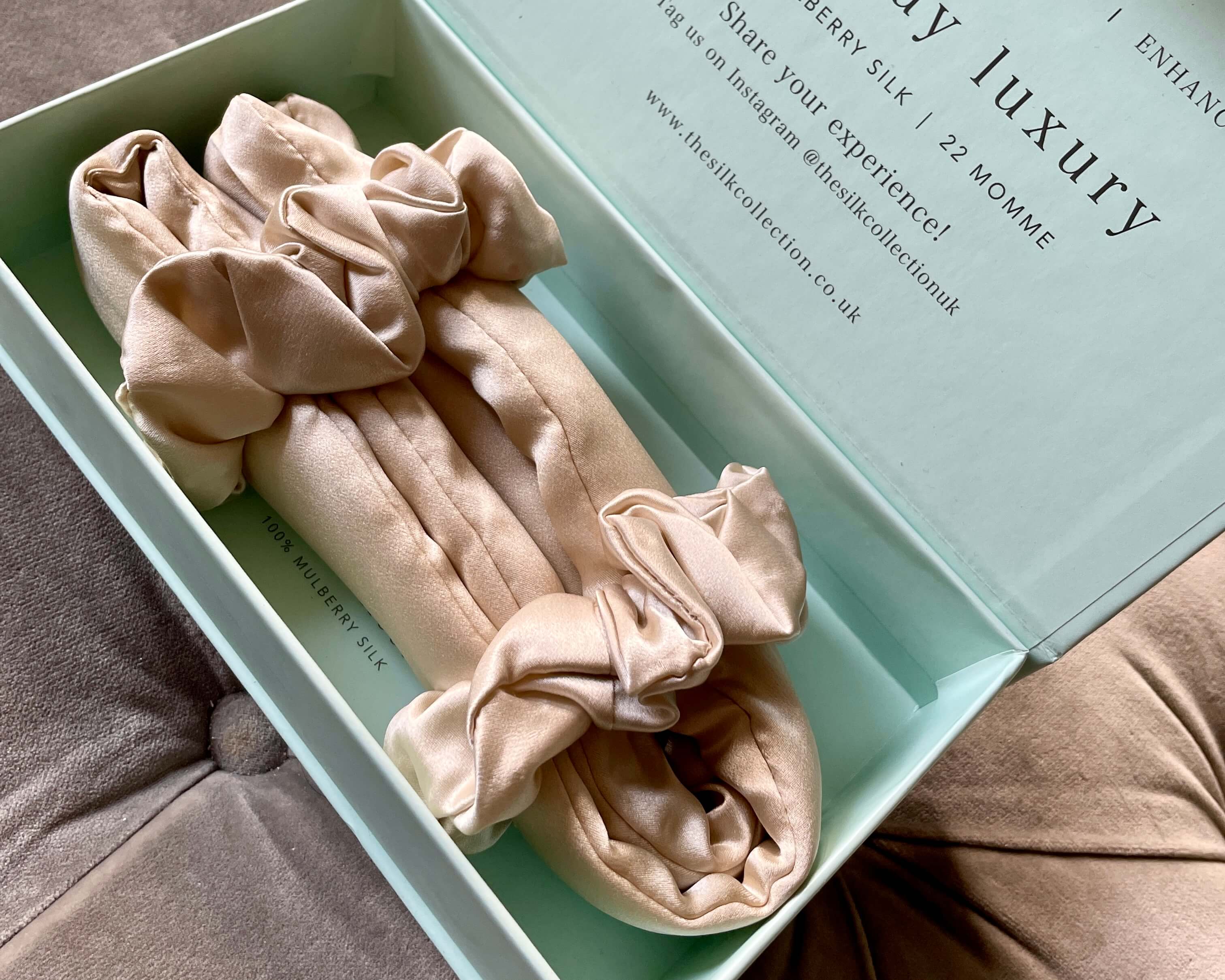 How to Use a Heatless Curler Heatless Curls Guide Heat-Free