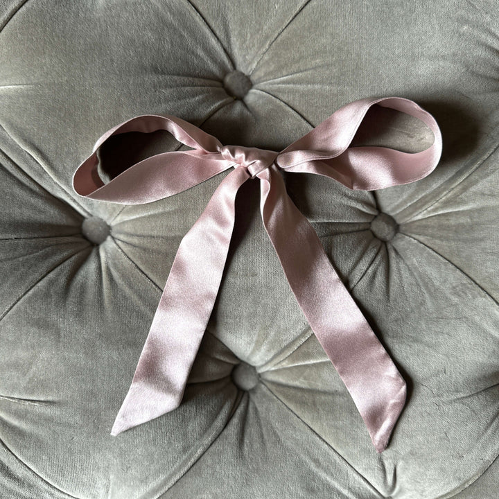 Pink hair ribbon bow style