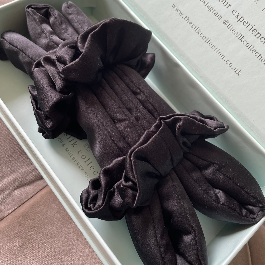 heatless curls silk gift set with silk scrunchies