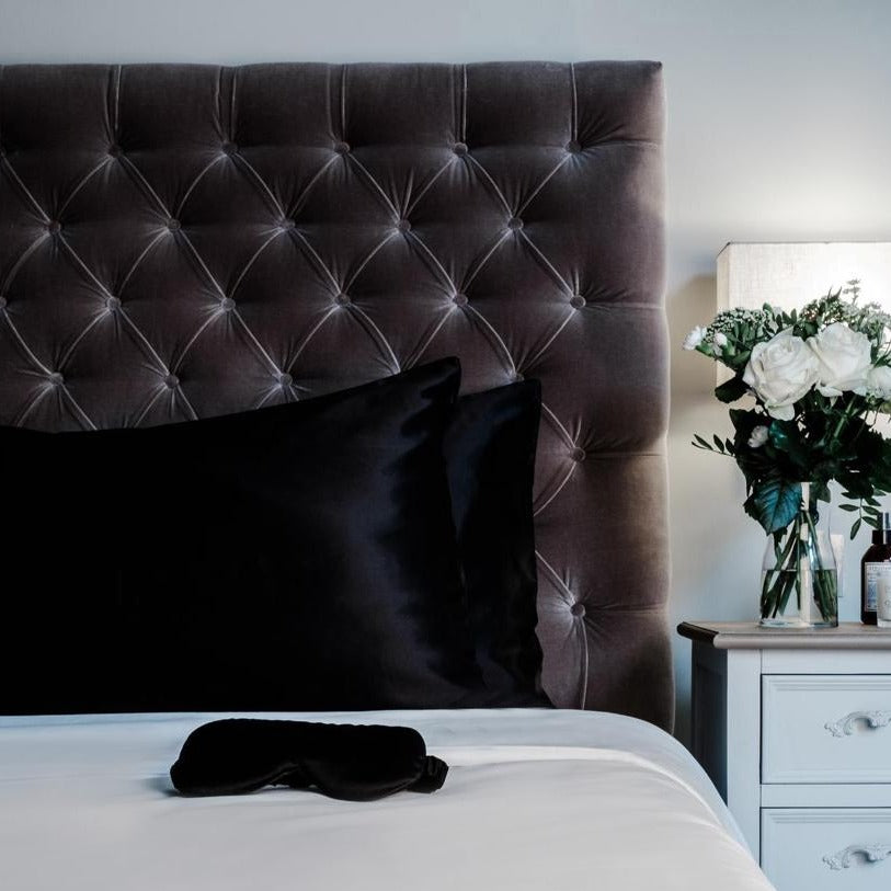 Black Mulberry Silk Pillowcases