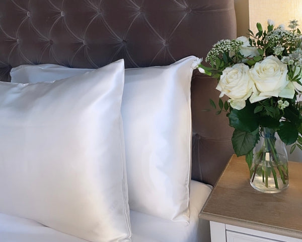Benefits of a mulberry silk pillowcase for skin