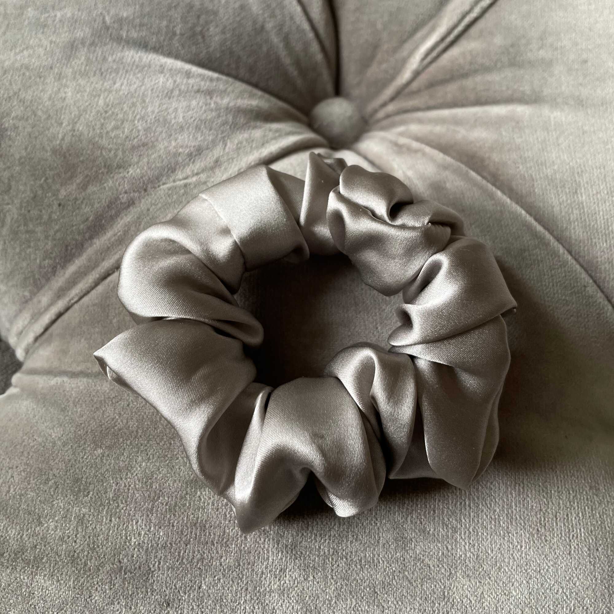 silk scrunchie oyster grey